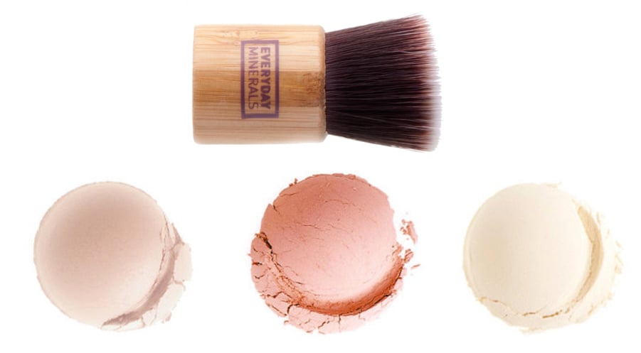 Ev-3 | Atwix Everyday Minerals Makeup Brush with Three Shades of Loose Mineral Powders in Neutral and Warm Tones.