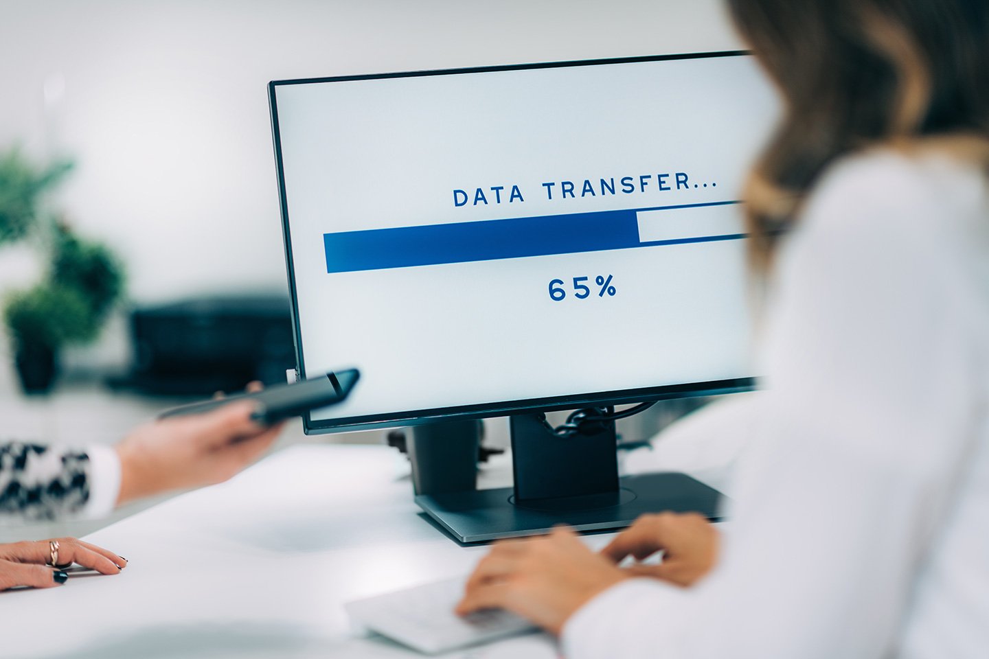 an In-progress Data Transfer, a Key Step in Atwix’s Shopify Migration Service
